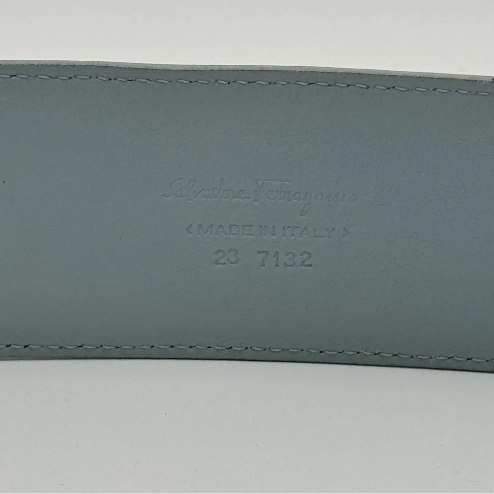 (SOLD) Salvatore Ferragamo Light Gray Fashion Belt (237132) Size 80 - Picture 7 of 12